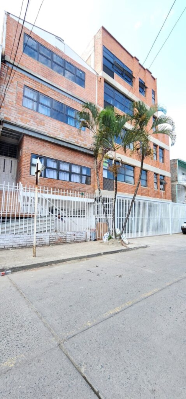 20231023_Asodisvalle_Universidad_HighResolutionImagesOfBuilding_1-478x1024.jpg